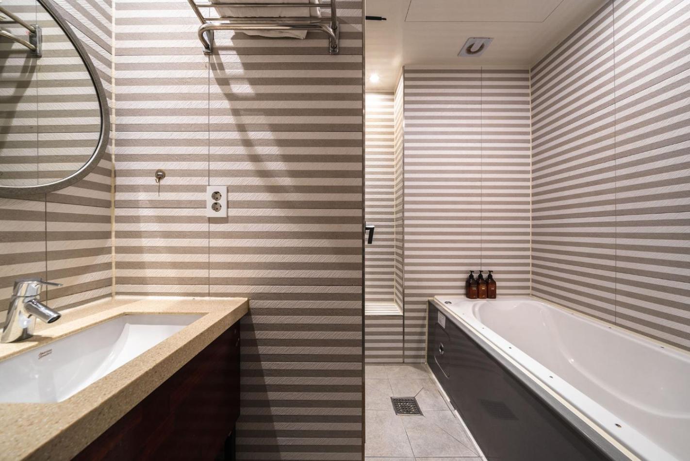 Hotel Yaja Terminal Branch Yongin Bagian luar foto