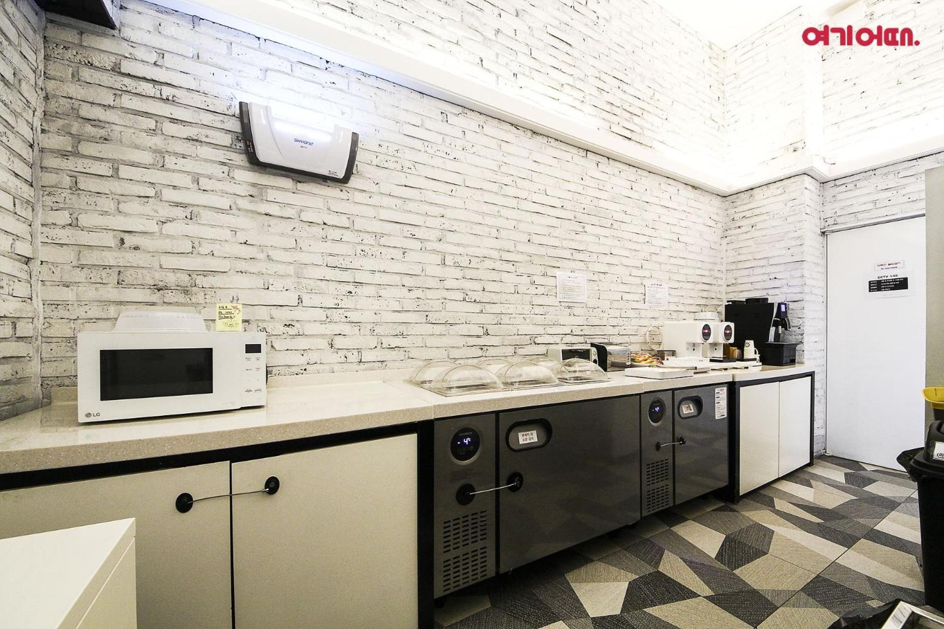 Hotel Yaja Terminal Branch Yongin Bagian luar foto