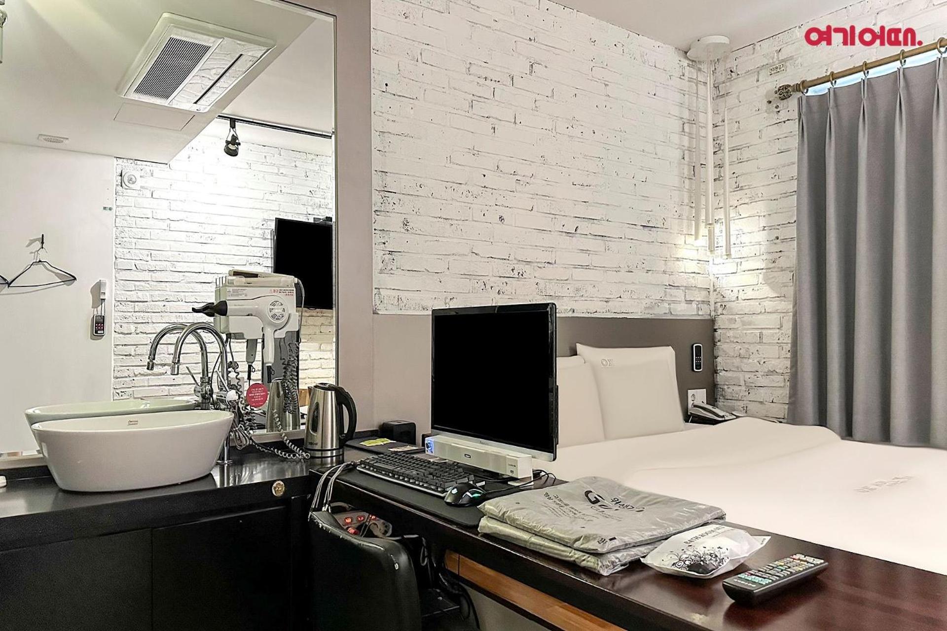 Hotel Yaja Terminal Branch Yongin Bagian luar foto